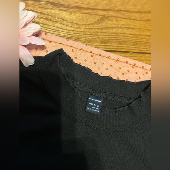 Lot (3)  SHEIN Ribbed Crop Tops - Large - Picture 6 of 13